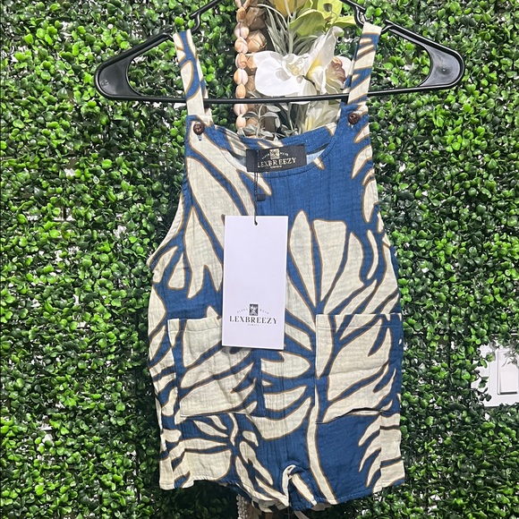 Lexbreezy Hawaii Other - Lexbreezy Keiki Bridget Short Jumpsuit Leaf Print Blue and Cream Overalls size 7